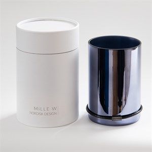 Image of MiLLE W NORDISK DESIGN - Lyslygte/Vase i small (Sort)