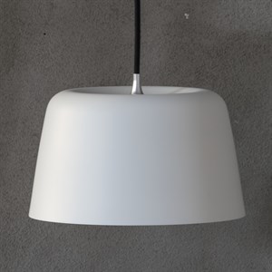 NOIR - Designed by Hans Thyge - Pendel Ø300 - Hvid
