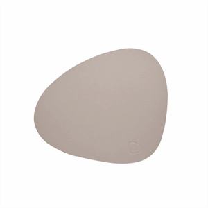 Image of LindDNA - Dækkeserviet - Table Mat Curve - Softbuck Cool Grey - 24x28 cm