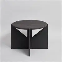 Kristina Dam table - Bord i eg 