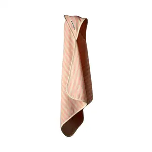 Bongusta - Naram - Baby håndklæde - Tropical og creme - 80x80 cm