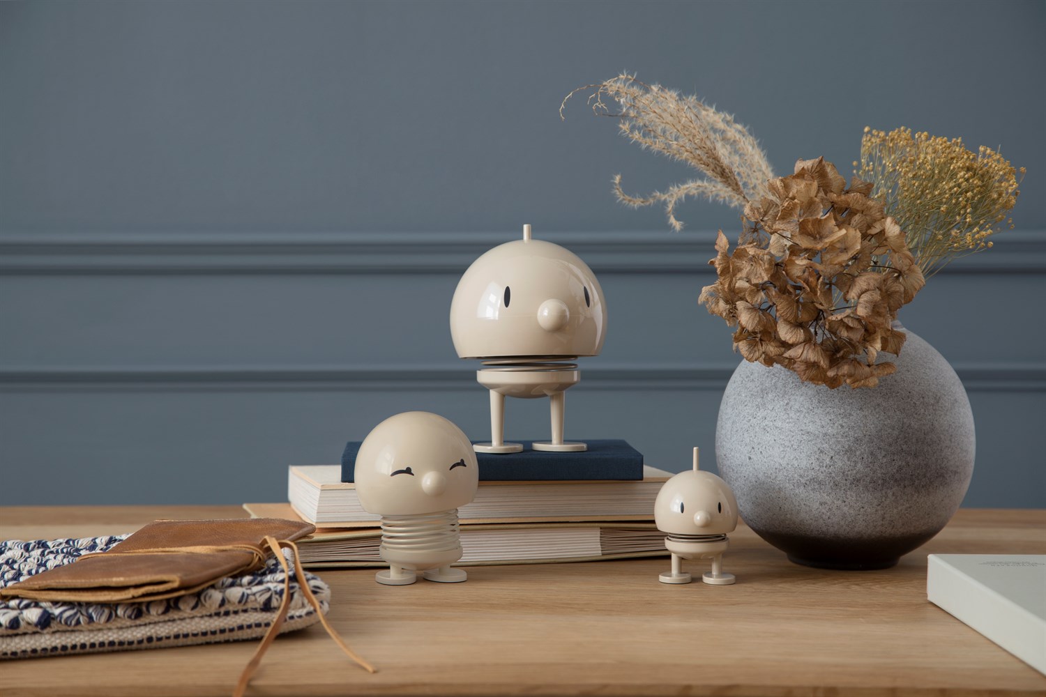 Hoptimist Baby Thunder Bumble - Giocattolo A Molla - Design Danese 1968 - Bianco, Plastica