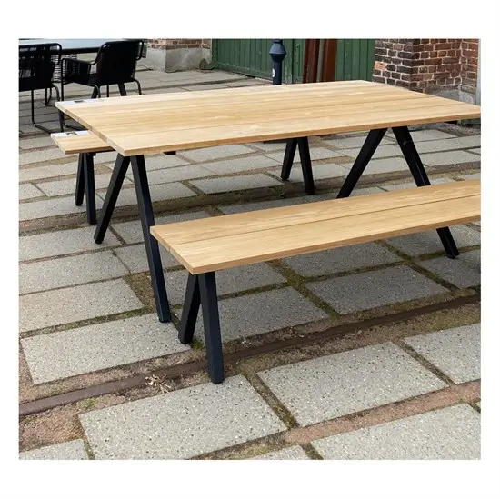 Friis Furniture - Alba bænk - længde 180 cm - Teaktræ og sorte ben