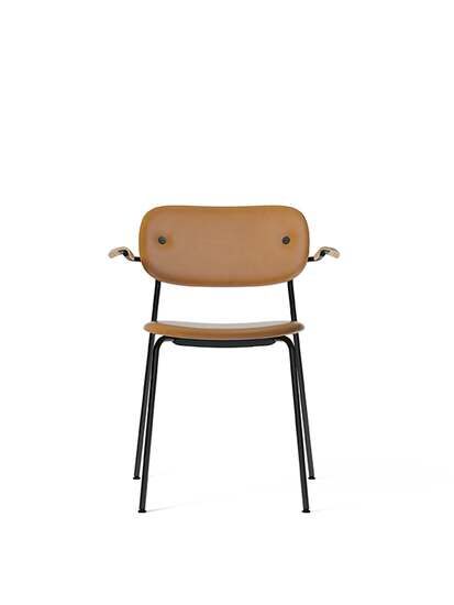 Audo Copenhagen - Co Dining Chair w/Armrest - Black Base - Oak Arms Natural - Cognac