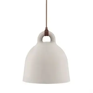 Normann Copenhagen Bell pendel i sand - medium (Ø 42 cm)