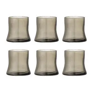 Seks grå drikkeglas af genanvendt glas fra Bloomingville, arrangeret i to rækker.