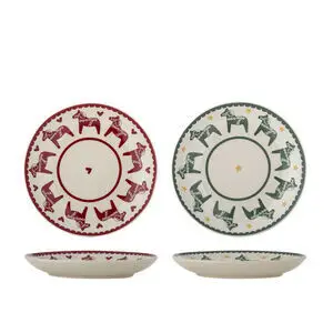 To cirkulære tallerkener med hestemotiver; én rød, én grøn, begge med en stjerne i midten.