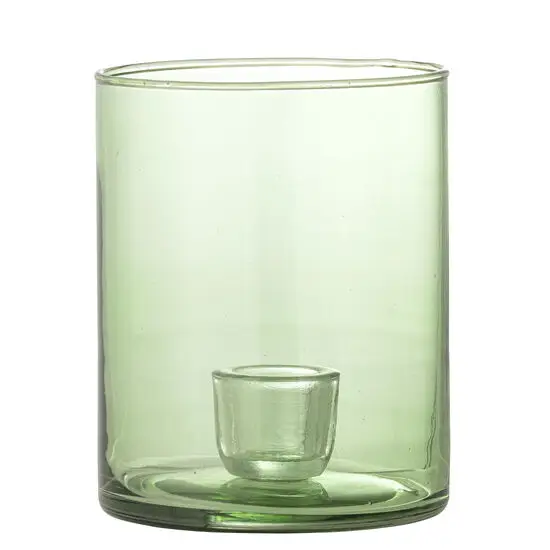 Grøn cylindrisk lysestage i genanvendt glas, minimalistisk design med plads til lys indeni.