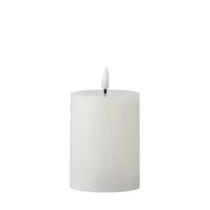Hvidt, cylindrisk LED-lys med flamme-lignende spids, der ligner en ægte lysflamme.