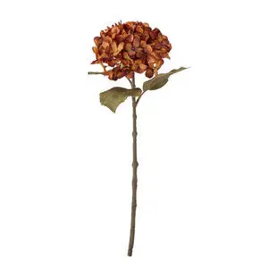 Kunstig orange hortensia fra Bloomingville med to grønne blade på stilken.