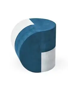 Bølgende struktur i blå og hvid med glat overflade, velegnet til leg og balanceøvelser.