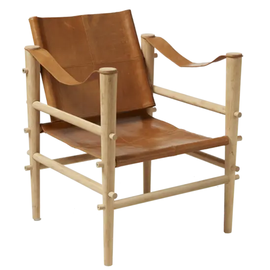 Stol med bambusramme, lysebrunt lædersæde og ryg, safari-stil. Enkelt design med læderarmlæn.
