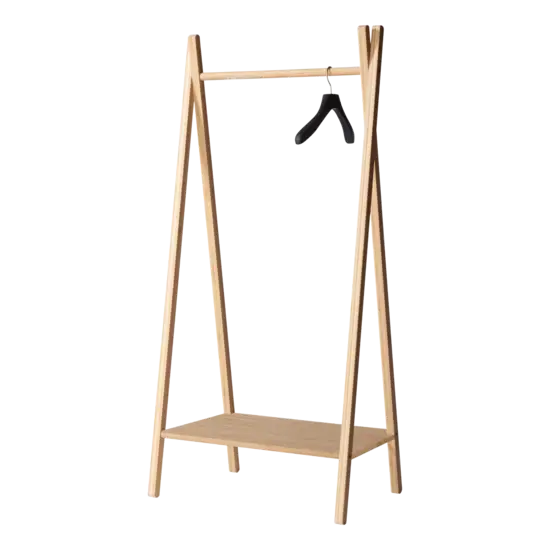 Tøjstativ i A-ramme med topstang til ophæng og bundhylde. Bambusmateriale med bøjle.