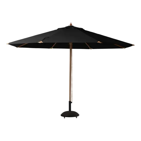 Stor sort parasol med træstang og delvist synlig base. Rund baldakin med glat stof og flere ribber.