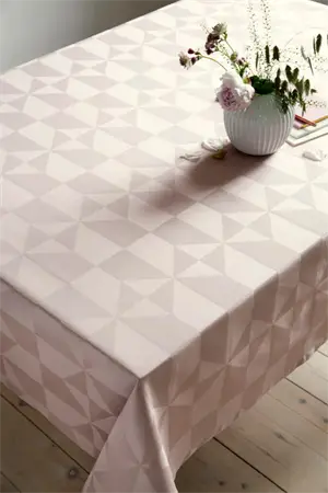 Compliments - Dug - Wind Damask 160x370 cm - Rose