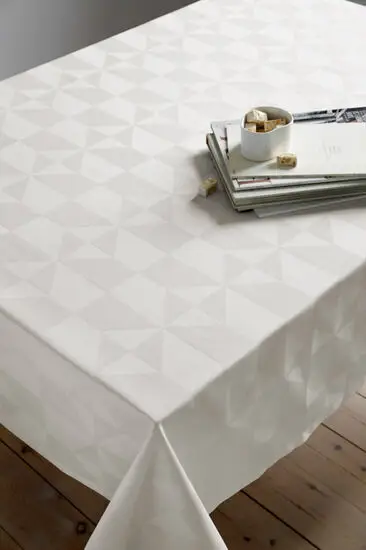 Compliments - Dug - Wind Damask 140x180 cm - Cream