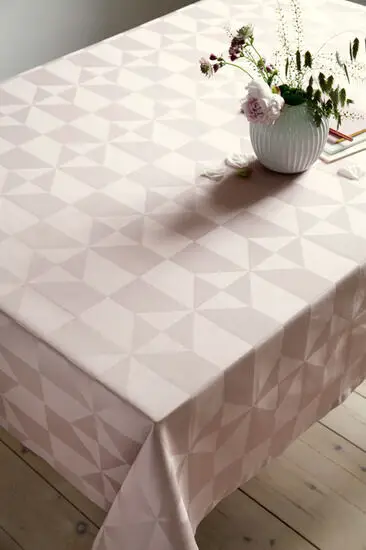 Compliments - Dug - Wind Damask 140x180 cm - Rose