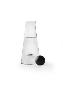 Design House Stockholm - Fia Carafe - Clear/Black