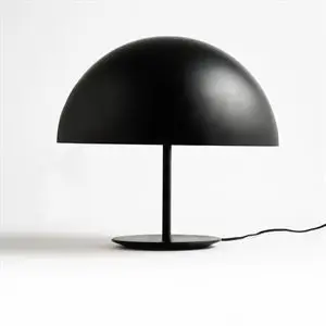 Bordlampe fra Mater Design "Dome" (sort)