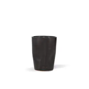 DutchDeluxes - Krus - Dented Mug - Sort mat