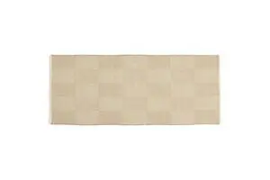 Rektangulært tæppe med skakternet mønster i sandfarver. 100% uld, 80x200 cm.