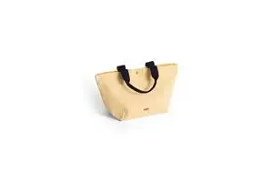 Mini tote bag i blød gul med struktur og "HAY" trykt på fronten.