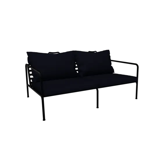 Moderne 2-personers sofa med indigo puder og sort metalstel.