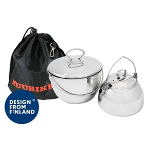 Muurikka lejrbålssæt med gryde, låg, kedel og sort bæretaske. Designet til udendørs madlavning.