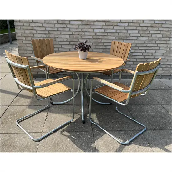 Friis Furniture - Læsø havemøbelsæt - teaktræsbord med 4 stole - 2. sortering