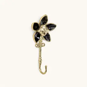 Doing Goods - Knage - Liv Flower Hook - Messing/Sort