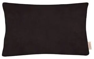 Rektangulær pude i chokoladefarve med glat tekstur, egnet til stue eller opholdsrum.