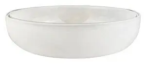 Rund og lav sæbeskål med halvgennemsigtigt udseende i en lys linnedfarve.