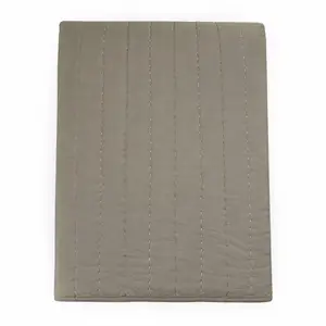 Moudhome - SENSES quiltet sengetæppe brun - 260x260 cm