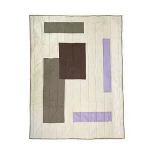 Moudhome - PATCH quiltet tæppe 130x170 cm - lilla/beige/brun