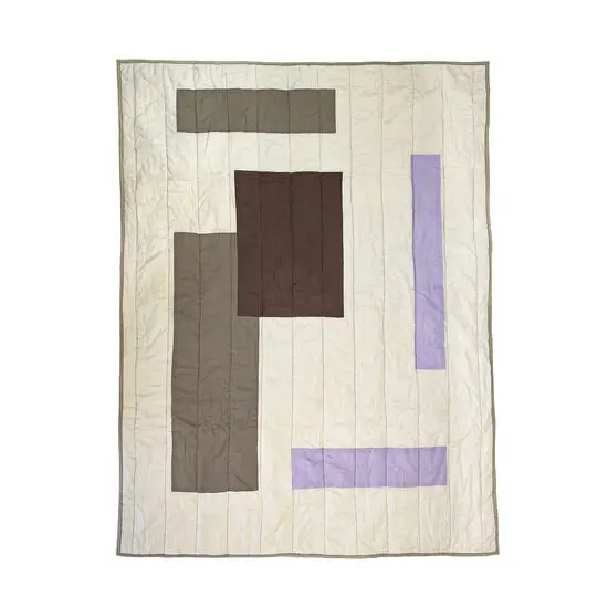 Moudhome - PATCH quiltet tæppe 130x170 cm - lilla/beige/brun