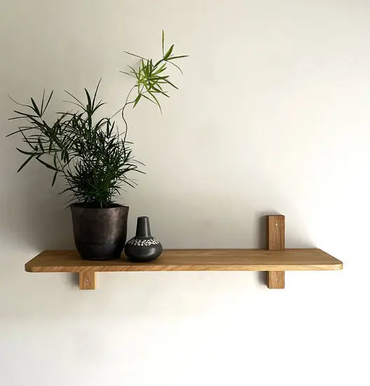 Moudhome - NORD væghylde i egetræ - 80 cm