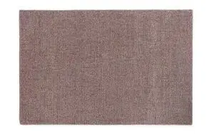Rektangulært tæppe i off-white og bordeaux, fint mønster, måler 200x300 cm.