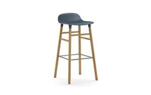 Normann Copenhagen - Form Barstool 75 cm - Blå/eg