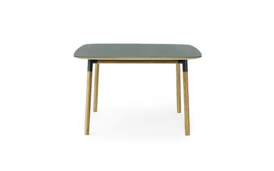 Normann Copenhagen - Form Table 120 x 120 cm