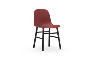 Normann Copenhagen - Form Chair - Rød m. sorte ben i eg