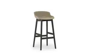 Normann Copenhagen - Hyg Barstool 75 cm Front Upholstery Sand & Black Oak