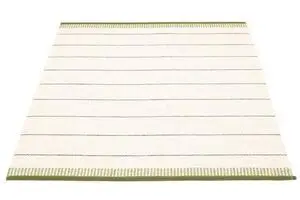 Rektangulært tæppe med lys bund og mørke olivenstriber. Mørk olivenkant med stribet mønster.