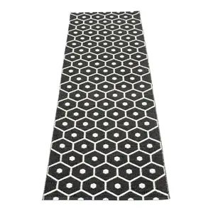 Pappelina - HONEY Black - 70x450cm