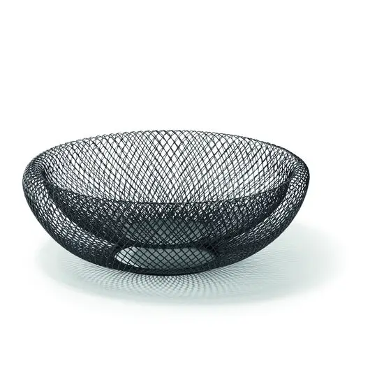 Lav, rund mesh-skål med åben gitterstruktur, der giver gennemsigtighed og moderne design.