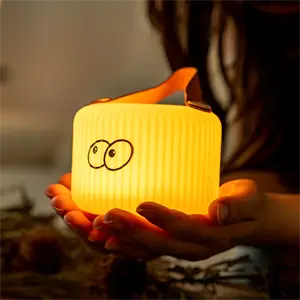 Plii Design Collection - Mochi Portable Lamp - Peek