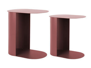 To ovale sideborde i forskellige højder, begge i burgundy rød farve.