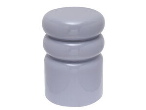 Cylindrisk skammel med afrundede kanter i blød lilla, glat og skinnende overflade.