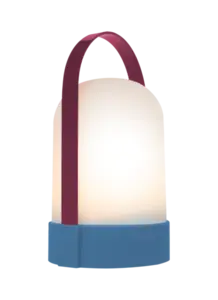 Bærbar lampe med cylindrisk form, blødt lys og buet håndtag for nem transport.