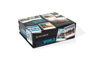 Sort æske til hukommelsesspil med verdensmotiver og titlen "THE WORLD" i blå og hvid skrift.