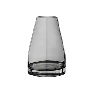 AYTM - Vase - Spatia - Sort glas